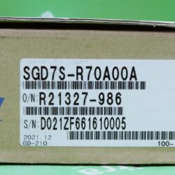 Servo SGD7S R70A00A yaskawa